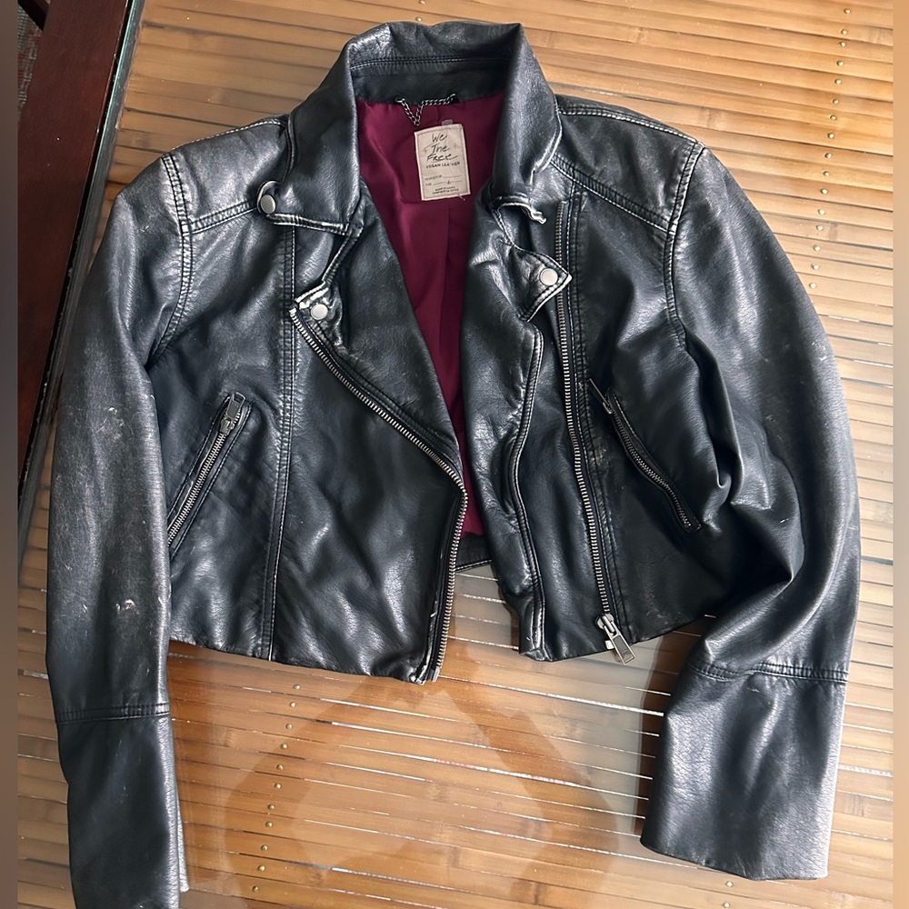 Women's Black Distressed Vegan  Jacket/
1 snap is missing please see photos